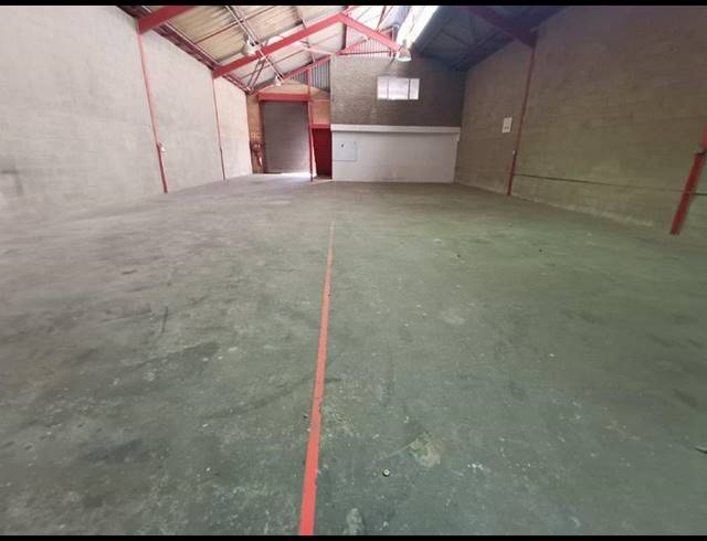 INDUSTRIAL PROPERTY TO RENT IN STORMILL